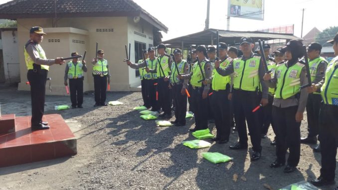 apel pagi