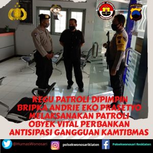 Antisipasi gangguan Kamtibmas seperti halnya pencurian, jambret dan kriminalitas lainnya. Regu patroli siang dipimpin BRIPKA ANDRIE EKO PRASETYO menyasar salah satu obyek vital perbankan BRI unit Bulan. Sabtu 11/7/2020